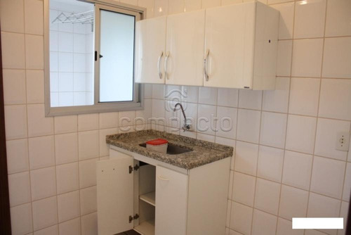 Imagem 3 de 8 de Apartamentos - Ref: V2075
