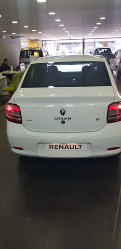 Imagen 5 de 15 de Autos Y Camionetas Renault Logan Toyota Volkswagen Fiat E