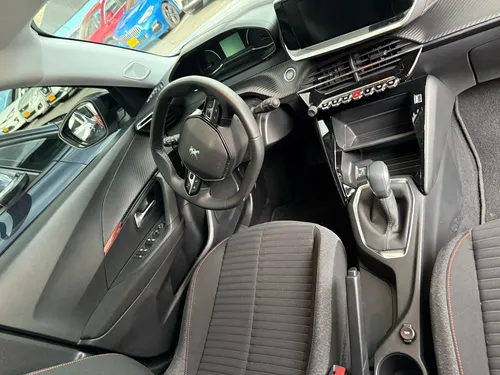 Peugeot 2008 1.2l Allure Vti Aut