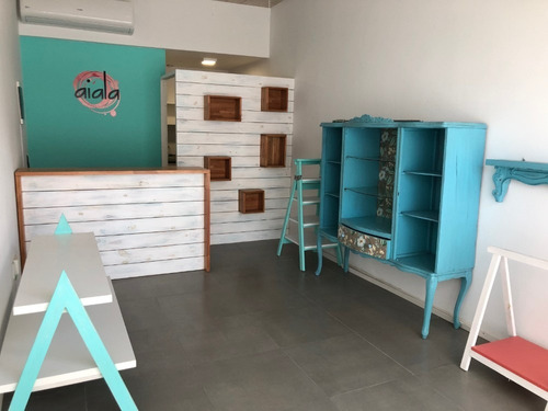 Excelente Local Comercial En Punta Carretas