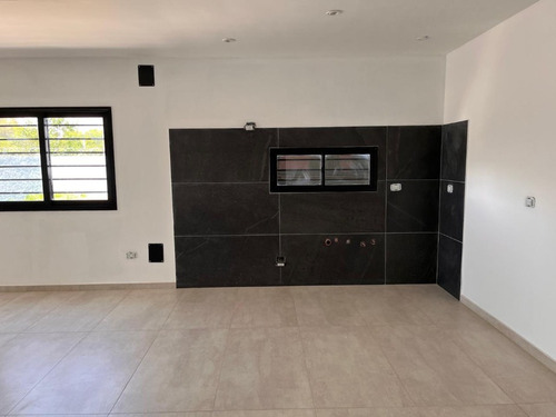 Casa En Venta En Francisco Alvarez