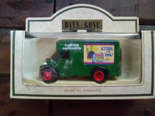 Lledo Days Gone 16027 1934 Dennis Parcels Van Atora