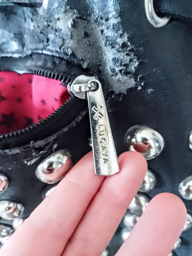 Cartera Grande Tipo Bolso O Morral Negro Lisa Metal Negro (Usado)