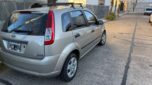 Ford Fiesta 1.6 Ambiente Mp3