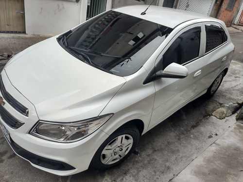 Imagem 1 de 7 de Chevrolet Onix 2014 1.0 Lt 5p