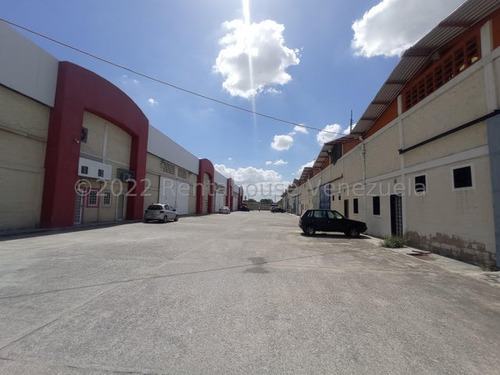 Galpon En Venta En La Prolongacion De La Av Aragua Rah #25-14995 Meglisf