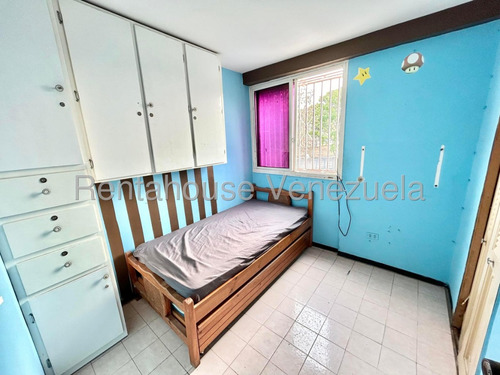 Julian Galindez Alquila Apartamento Amoblado En Patarata Barquisimeto #25-17450