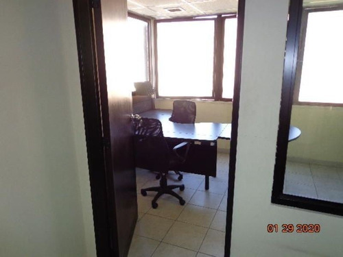 Imagen 26 de 29 de Oficina En Alquiler Chacao #23-2435 Johana Blan 04123368346