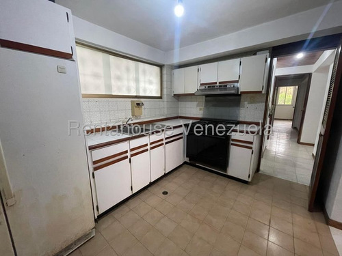Se Vende Bello Apartamento En Sabta Paula Mls 25-20610