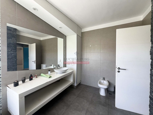 Casa En Venta 3 Dormitorios - Lote Interno - Santa Teresa