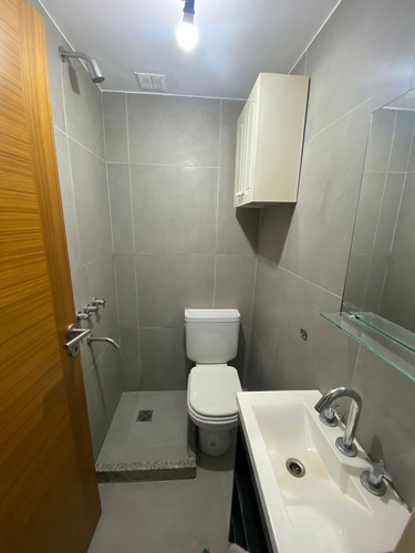 Imagen 12 de 14 de Oficina En Venta En Banfield, Lomas De Zamora, G.b.a. Zona Sur