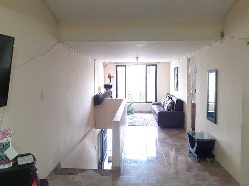 Casa En Venta En La Hermosa/santa Rosa (48561).