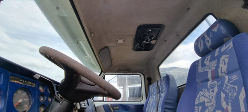Imagem 7 de 15 de V.w 17180 2011/12 4x2 544615km (17190, 17210) (5199)