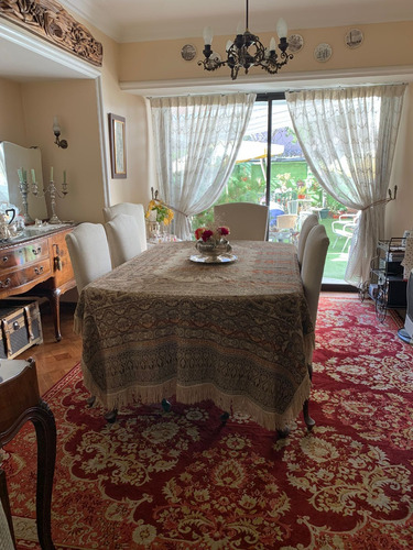 Casa Comercial