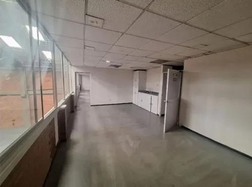 Bodega En Arriendo Montevideo 1.200m