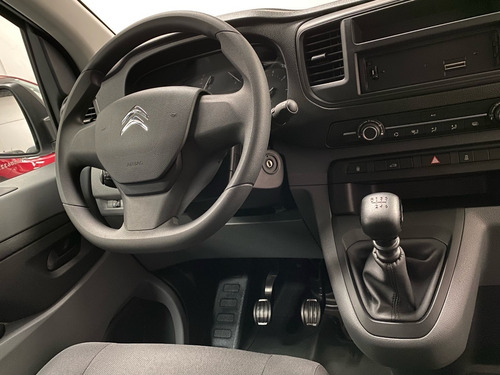 Imagen 8 de 18 de Citroën Jumpy 1.6 Hdi Business 2022