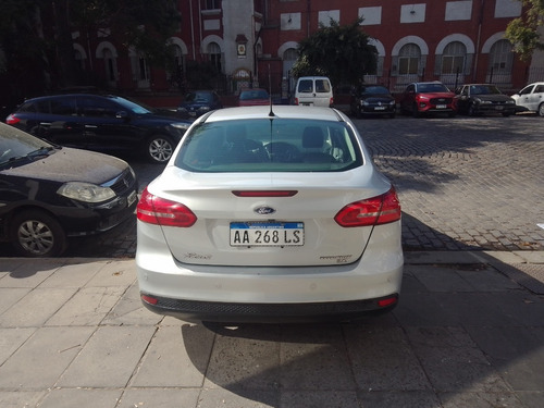 Imagen 16 de 25 de Ford Focus 2.0 Titanium En Buen Estado (cf)