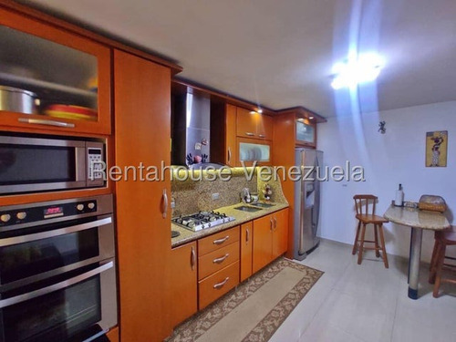 Fredxia Castillo Vende Comoda Y Amplia Casa En La Mora Cabudare # 25-18453