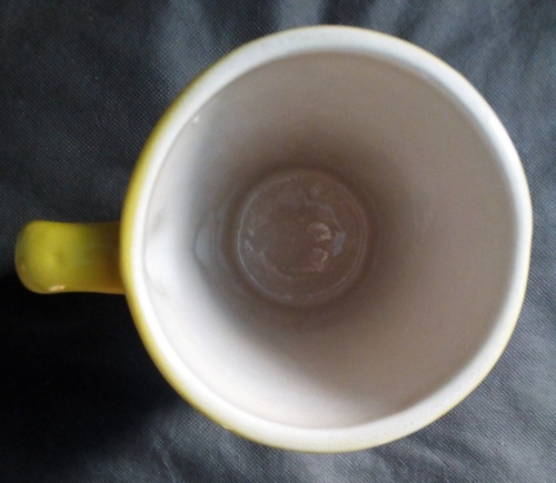 Taza Tarro Modelo Emoji Enamorado