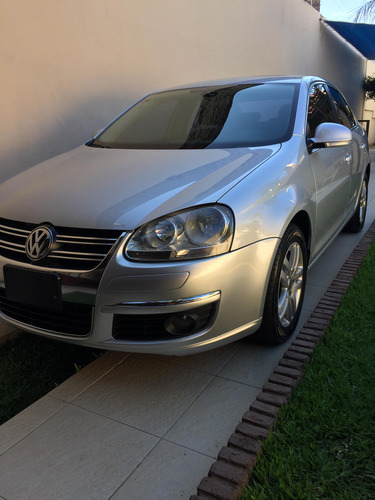 Volkswagen Vento 2.5 Luxury Tiptronic 170cv
