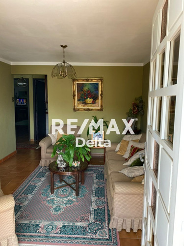 Casa De 253?m2 En Villa Heroica Se Vende Con Muebles Y Todo