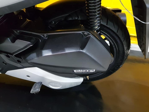Imagem 13 de 14 de Honda Pcx 150 - 2019 - Km 16.000