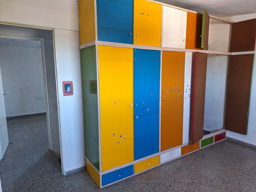 Cayambe Y Juan Rosas. Complejo Viviendas. 1er Piso. 2 Dorm