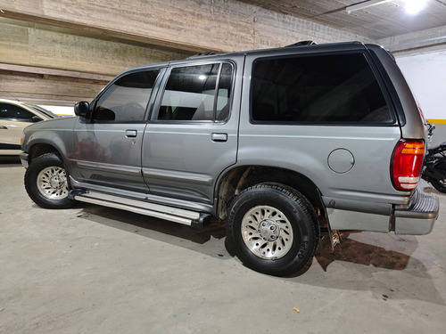 Ford Explorer 4.0 Xlt 4x2