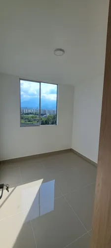 Apartamento Con 3 Habitaciones, 2 Baños, Y Una Vista Increib