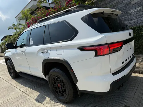 Toyota Sequoia 3.5 V6 Trd Pro