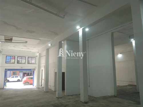 Local Comercial En Arriendo En Valparaíso, Av Independencia