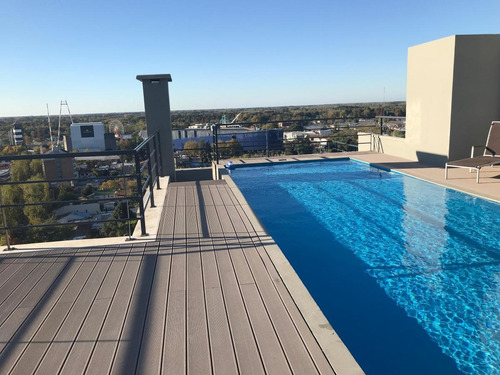 Suntuoso Edificio Impecable.