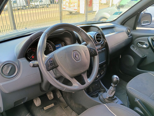 Renault Duster Oroch 2.0 Outsider Plus