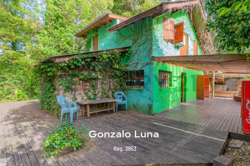 Venta De Casa En El Bosque Peralta Ramos En La Ciudad De Mar Del Plata.