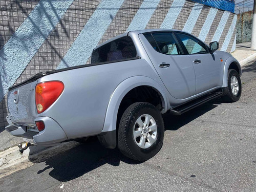 Mitsubishi L200 2011 3.2 Triton Hpe Cab. Dupla 4x4 4p