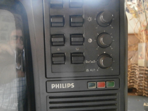 Imagen 2 de 4 de Televisor Philips 13 Manual (sin Control Remoto)