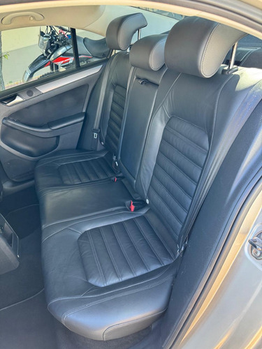 Volkswagen Vento 2.0 Sportline Tsi 200cv Bi-xenon