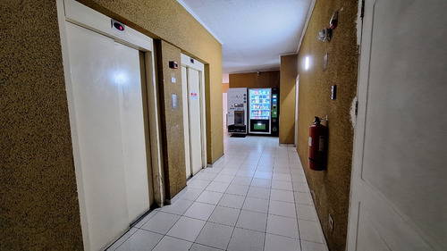 ¡una Joyita De Departamento Con 2 Dormitorios Y Un Baño!