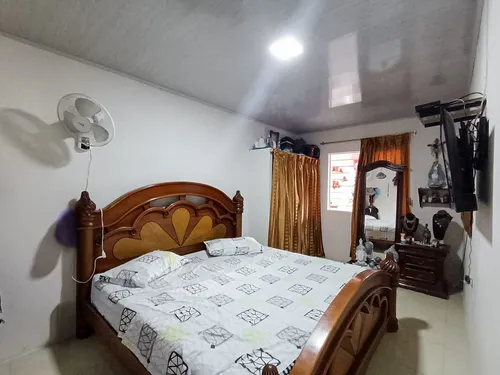 A La Venta Casa De Tres Pisos Totalmente Independientes, En El Barrio Asovicons, Cerrito- Valle Del Cauca