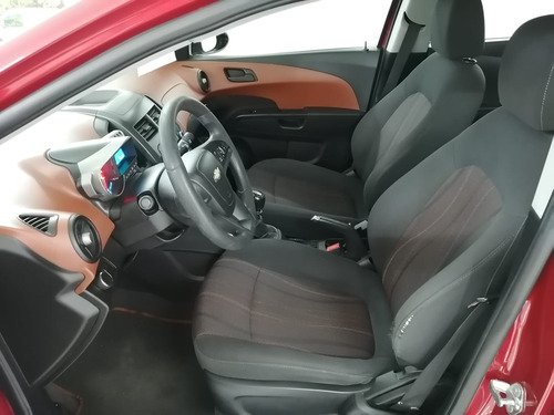 Imagen 15 de 15 de Chevrolet Sonic Lt Std 2016