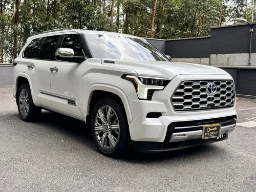 Toyota Sequoia 3.5 V6 Capstone