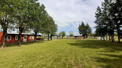 Casa Quinta A La Venta En Cañuelas Sobre Un Lote De 2.200 M2