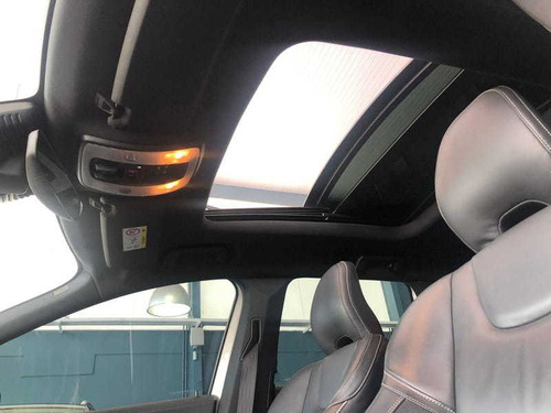Imagem 7 de 10 de Volvo Xc 60 T-6 R-design 2.0 306cv Awd 5p