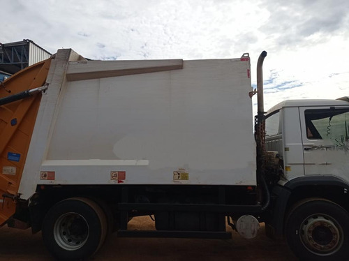 Imagem 4 de 15 de Compactador De Lixo Vw 17230 Ano 2018
