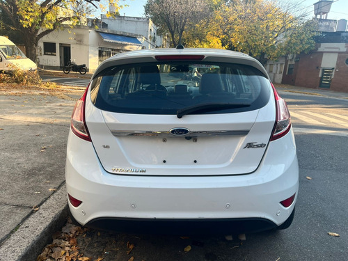 Ford Fiesta Kinetic 1.6 Titanium 120cv