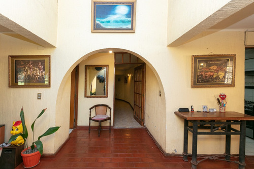 Peñaflor / Parcela De 5.200 M2. Casa 187 M2.