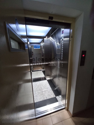 Imagem 9 de 15 de Apartamento Com 3 Dormitórios E 2 Vagas Para Locação Na Pompeia. - 727