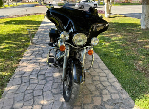 Imagen 4 de 9 de Harley Davidson Elantra Glide