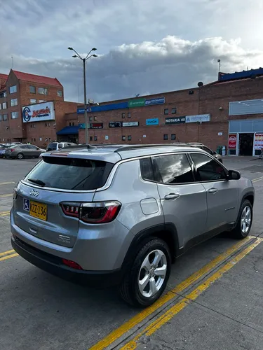 Jeep Compass 2.4 4X2 Longitude At