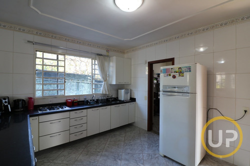 Imagem 9 de 15 de Casa Em Braúnas - Belo Horizonte, Mg - 9546